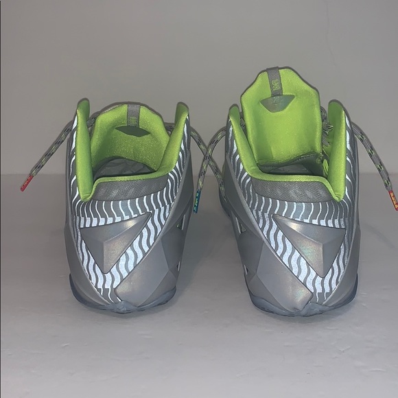 Lebron XI maison du lebron - Picture 4 of 8